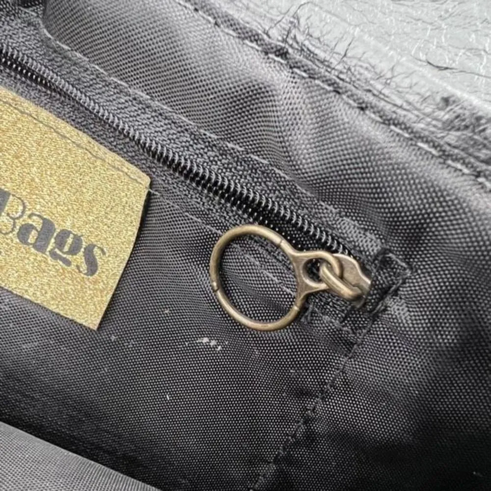 Topshop Etui London‎ Embossed leather Black Crossbody Clutch - Image 11