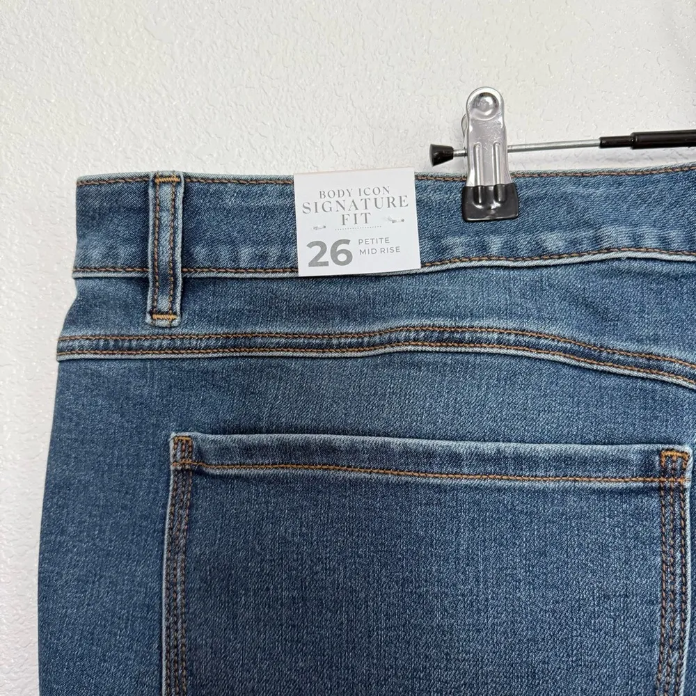 NWT Lane Bryant Mid Rise Body Icon Fit Jeans 26 Petite Blue - Image 5