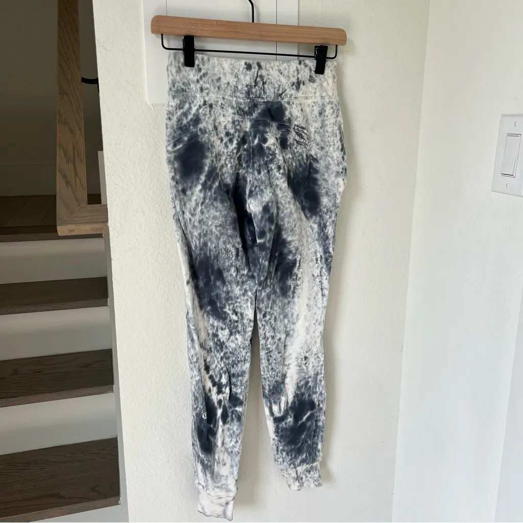 Lululemon Warm Down Joggers in Tie Dye - Image 5