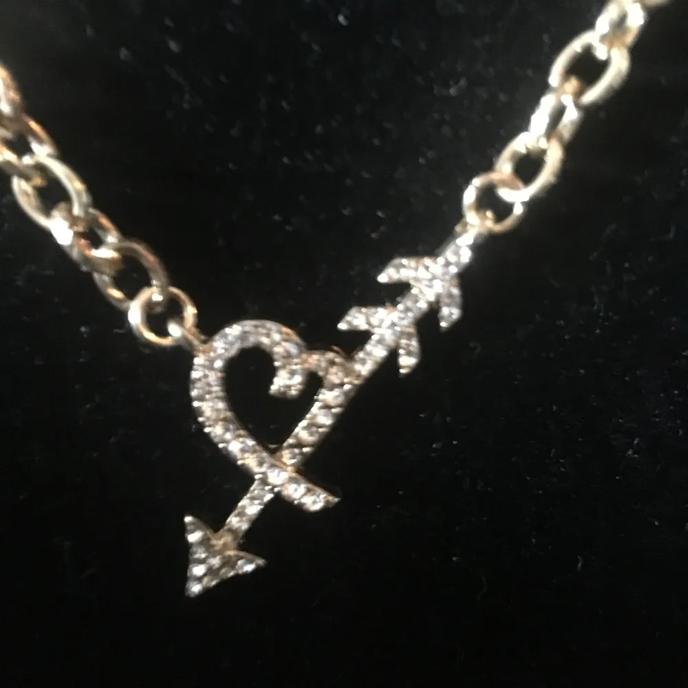 Steve Madden Heart & Arrow Pave Crystals necklace - Image 2