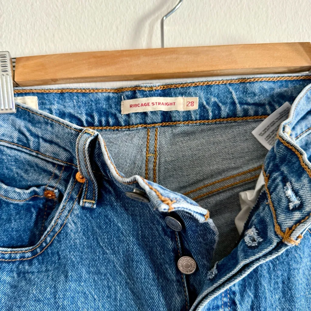 Levi’s Ribcage Straight Denim Jeans - Image 3