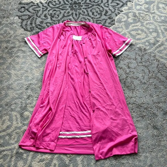 Vintage Vanity Fair Nylon Nightgown & Robe Set Hot Pink White Small - Image 1