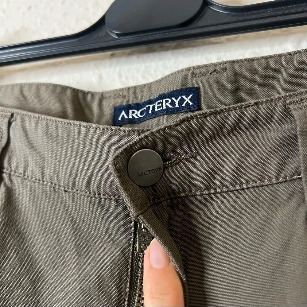 ARCTERYX Womens Cropped Cargo Capri Pants in Green Size 14 Outdoor Hiking - Image 4