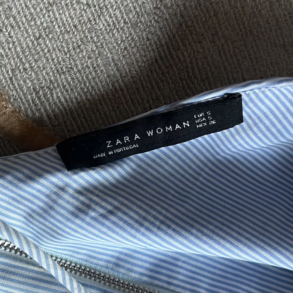 Zara | Striped Crop Top Flowy Blue White Small - Image 5
