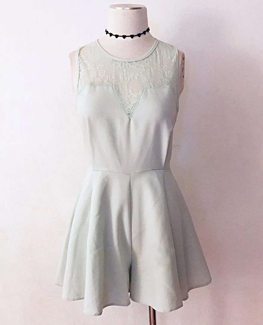 Sheer Neckline Lace Flared Romper Green - Image 2