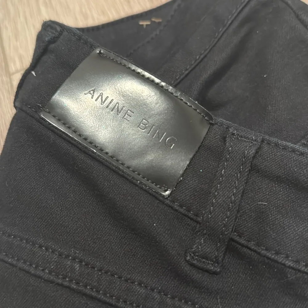 Anine Bing Black Cropped Raw Hem Jeans in Washed Black Size 25 - Image 3