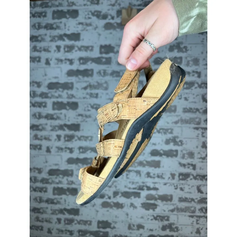 Vionic | women tan strappy sandals 44 amber - Image 5