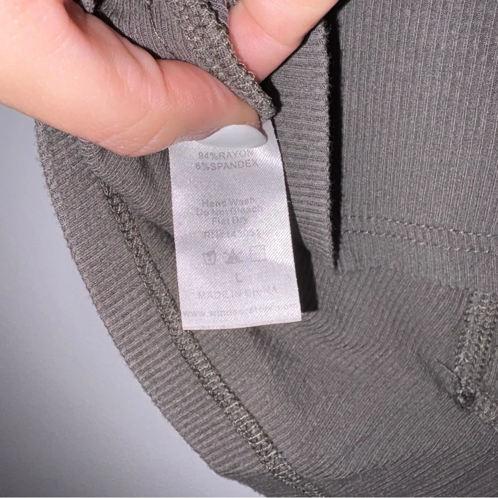 Women’s Windsor Army Green Button-Front Torso Tie Crop Top Size: L - Image 5