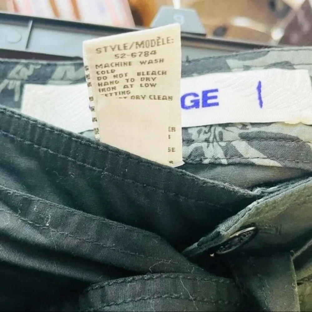 GARAGE Black‎ Cargo Bermuda Shorts NWT Size 1 - Image 6