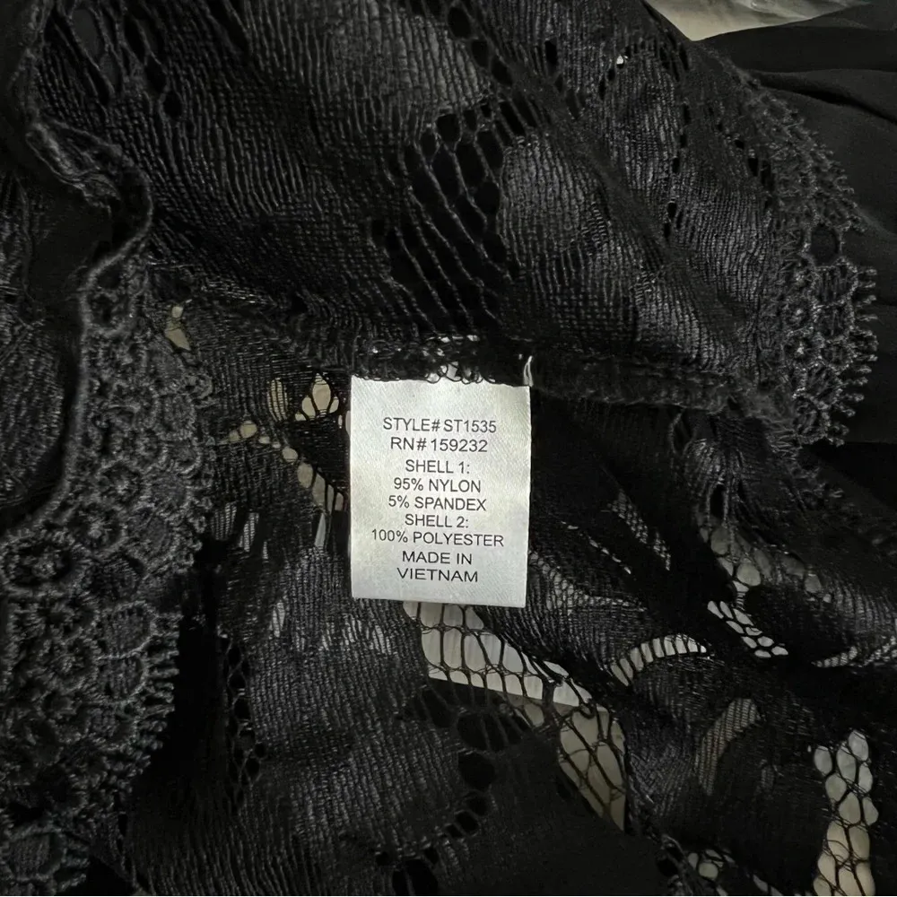 Story On Pleated Sleeve Lace Blouse Top Sheer Black See - Image 11