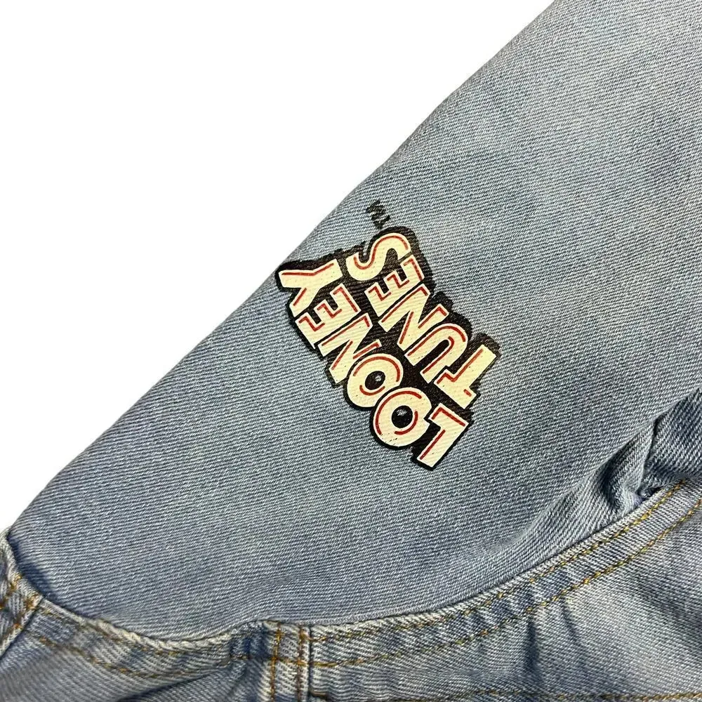 Looney Tunes Members Only Women's Medium Denim Painted Cropped‎ Jacket - Image 3
