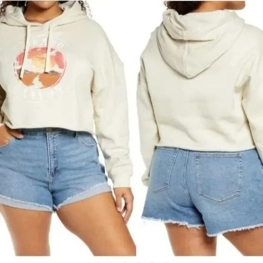 NWOT BP Grand Canyon‎ Graphic Crop Hoodie Raw Hem Plus 3X - Image 2