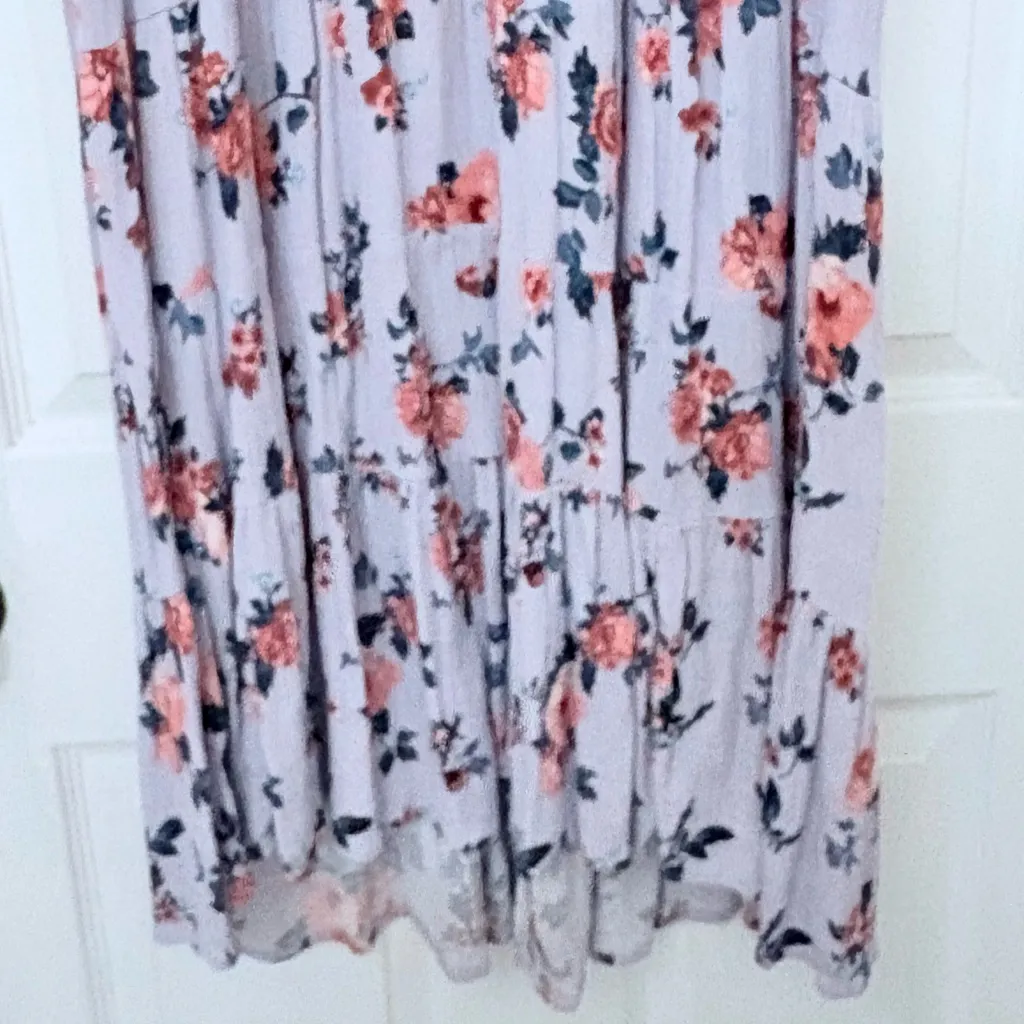 KNOX Rose Short Sleeve Floral Maxi Dress in Lilac - Image 9