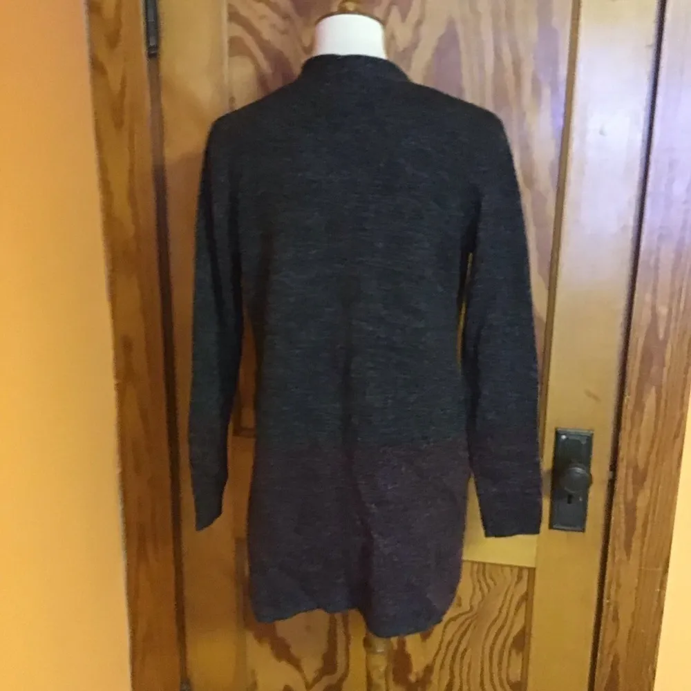 Karen Scott charcoal n red oversized cardigan - Image 12