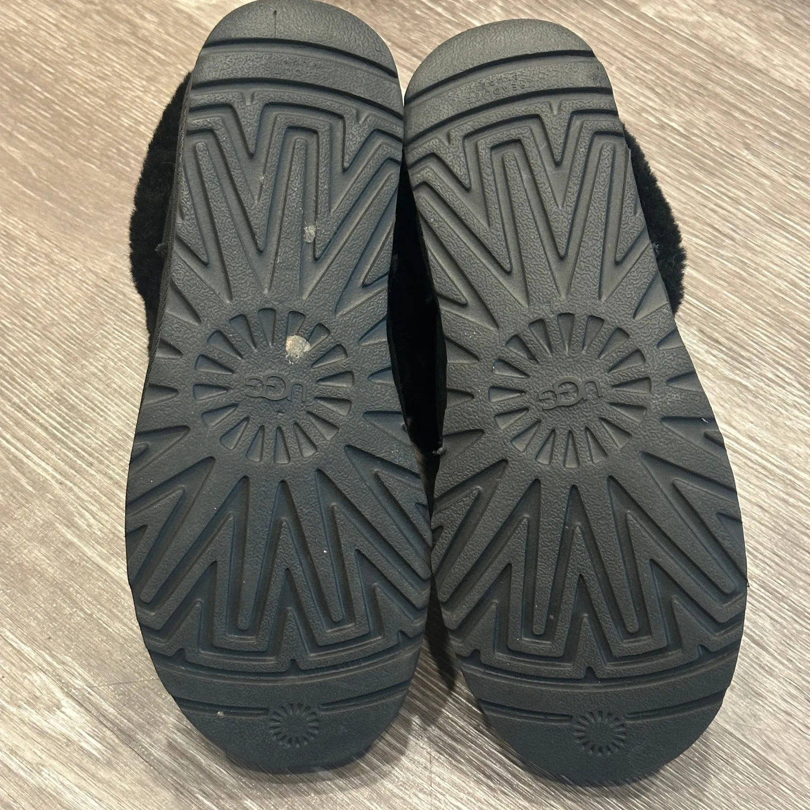 Ugg Black Classic Mini Fluff Shearling Sheepsksin Cuff Boot Sz 8 Cozycore Lounge - Image 8