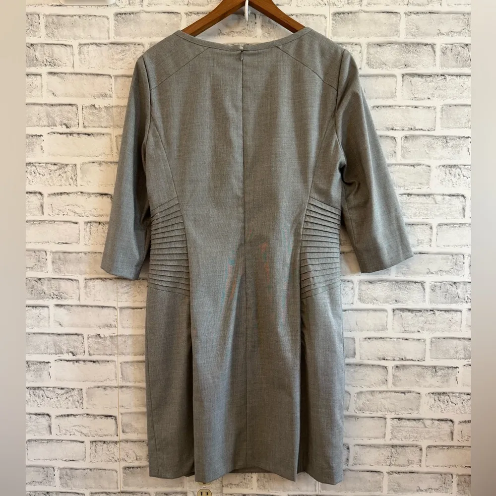 Women’s Gianni Bini gray 3/4 sleeve sheath dress back zip Size 12 - Image 2