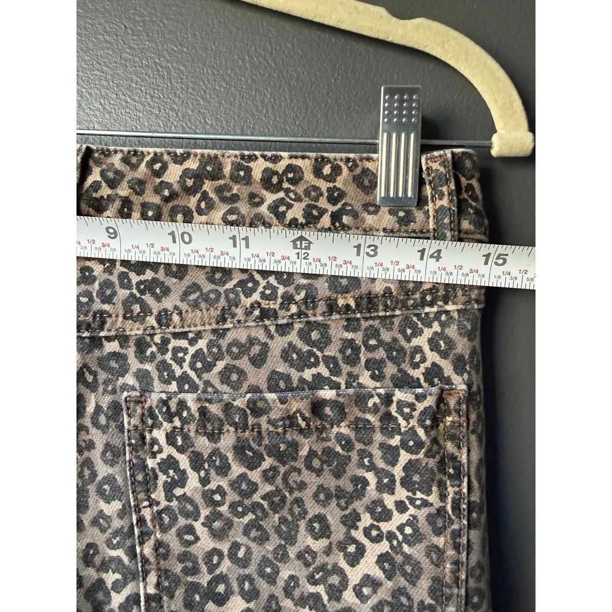 J.McLaughlin Women's Leopard Print Skinny Pants Brown Size 6 - Image 5