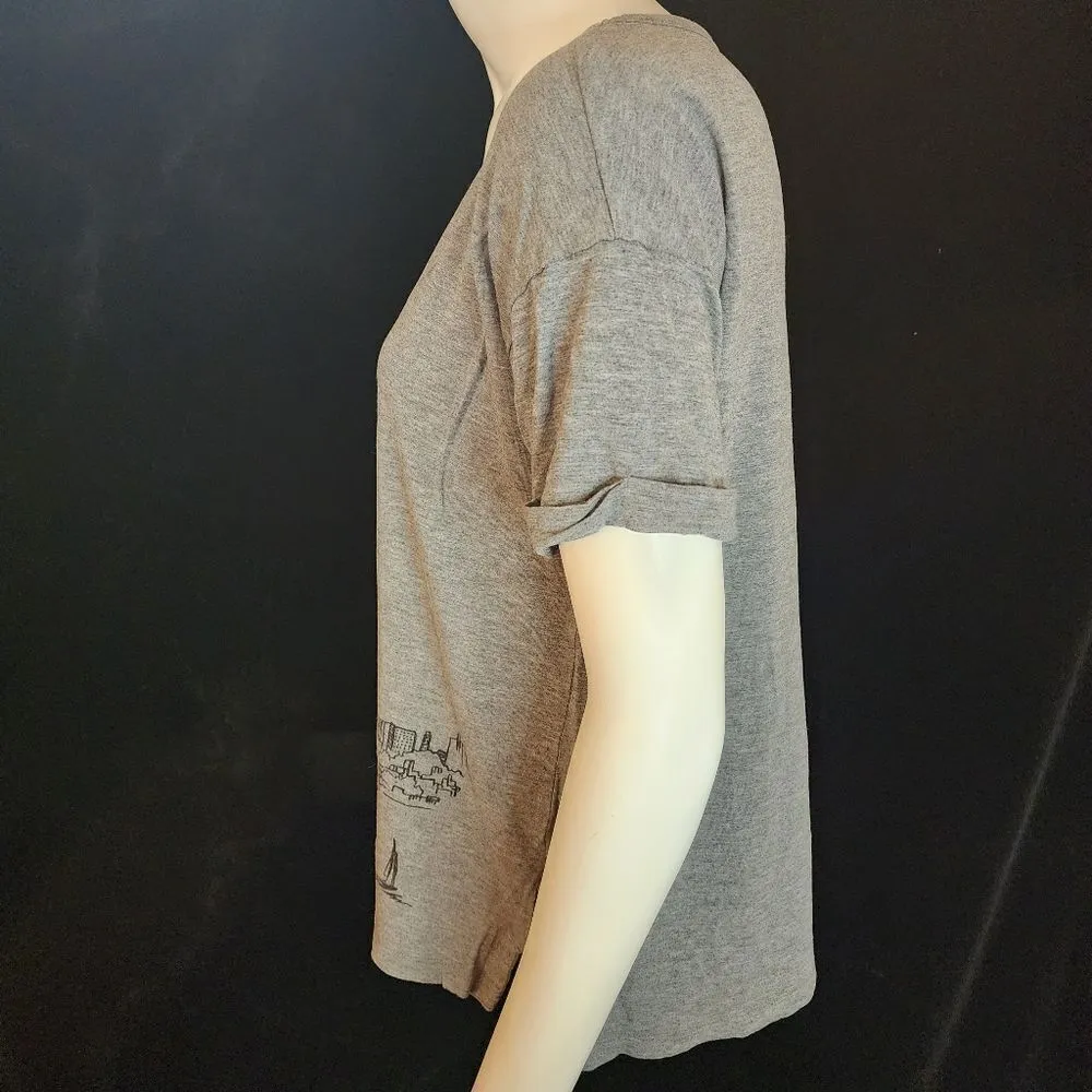 Old Navy Gray Golden Gate Bridge Short Sleeve Tee Shirt (M) - Image 4