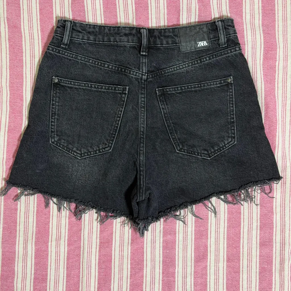ZARA Black High-Rise Cutoff Denim Shorts (Size 4 / EUR 36) - Image 2