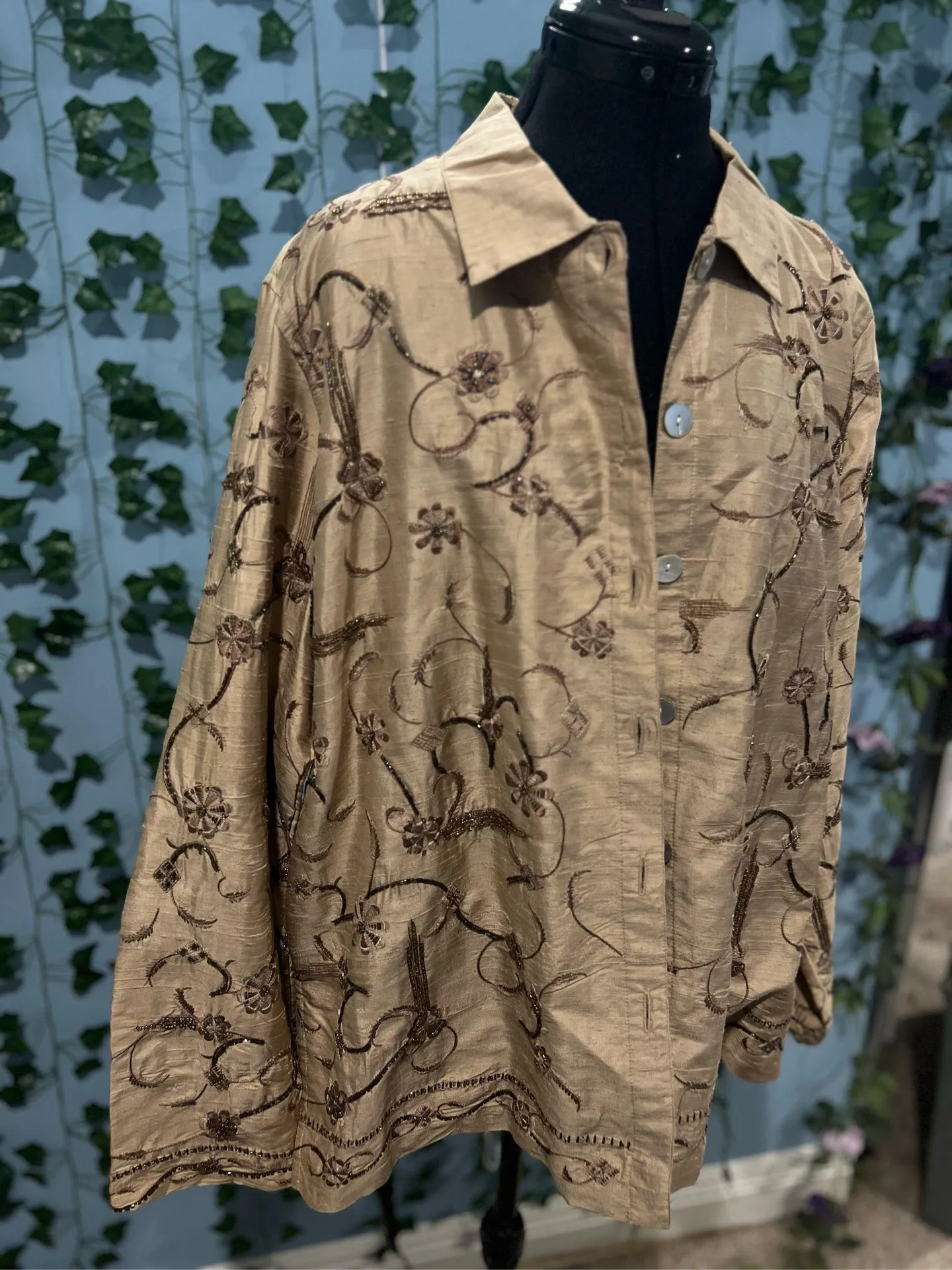 Vintage Embroidered Button Blouse - Image 2