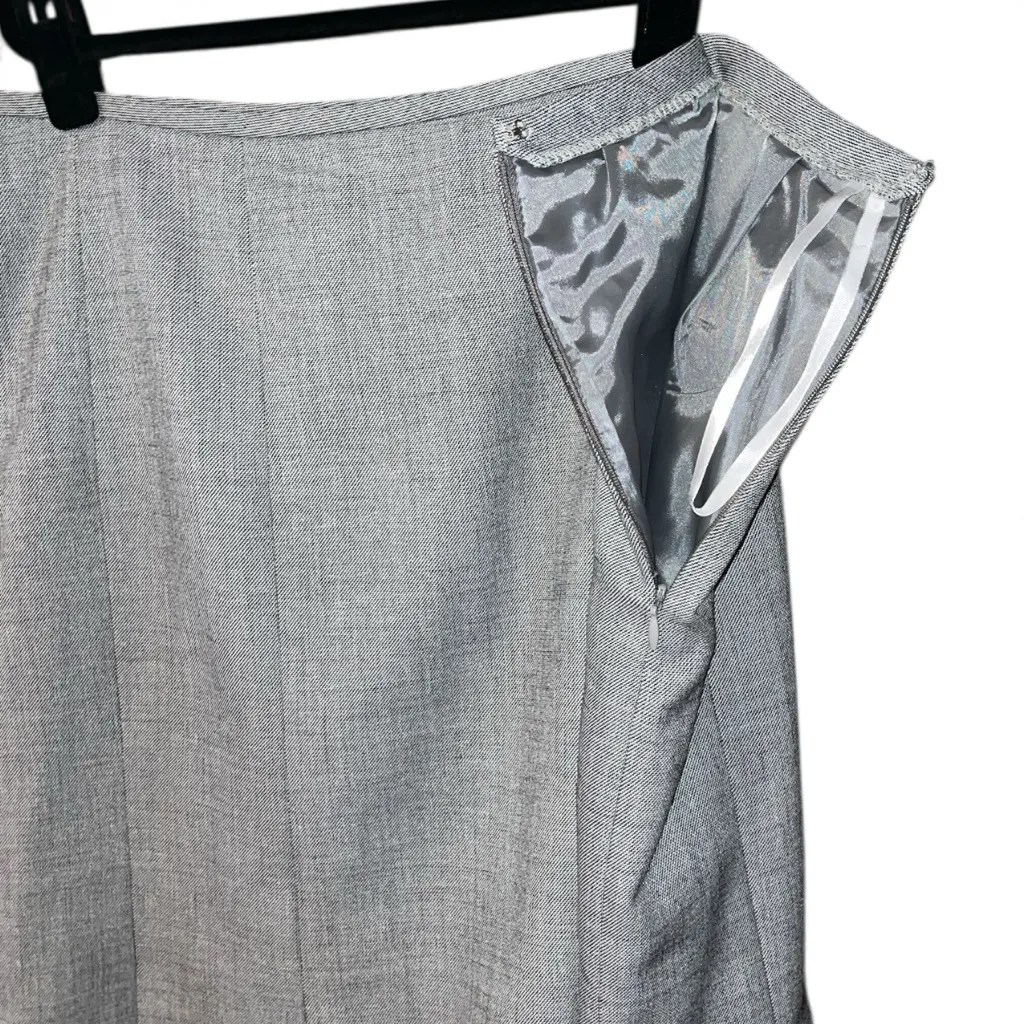 Size 14: Isabelle Gray 2 Piece Woven Fabric Tailored Career Suit - Image 10