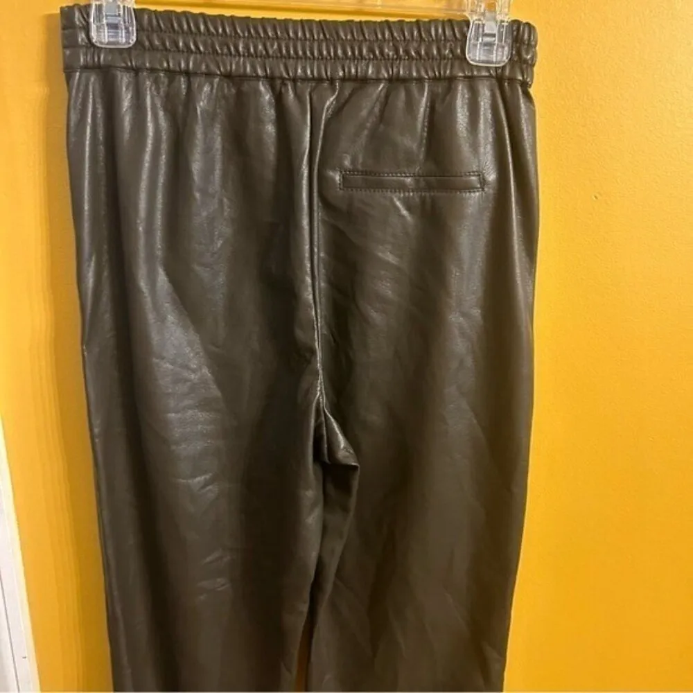 Babaton Aritzia army green faux leather ladies jogger style pants, size 0 chic - Image 4