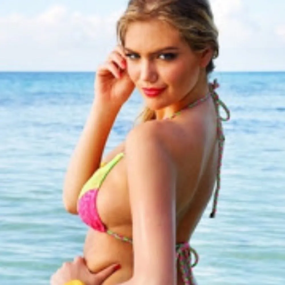 Beach Bunny  Neon Dream Bikini Top - Image 2