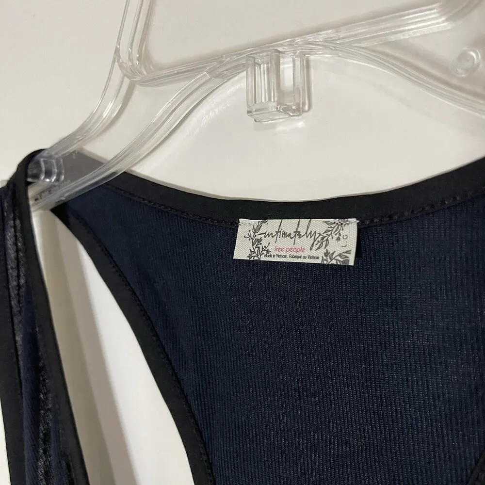 Free People intimately Navy ribbed black trim scoop neck soft tank top large - Image 3