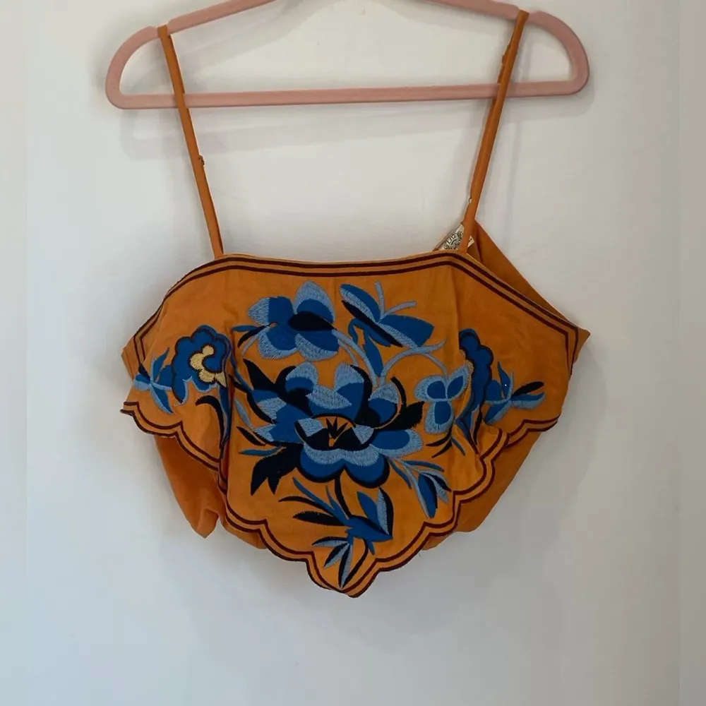 angel biba mustard yellow crop top blue embroidered flower size Large woman’s - Image 3