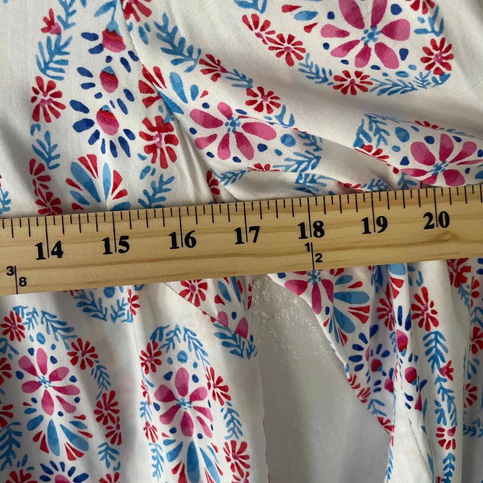 Talbots Size Small Scandinavian Print White Floral Blue‎ Light Top - Image 7