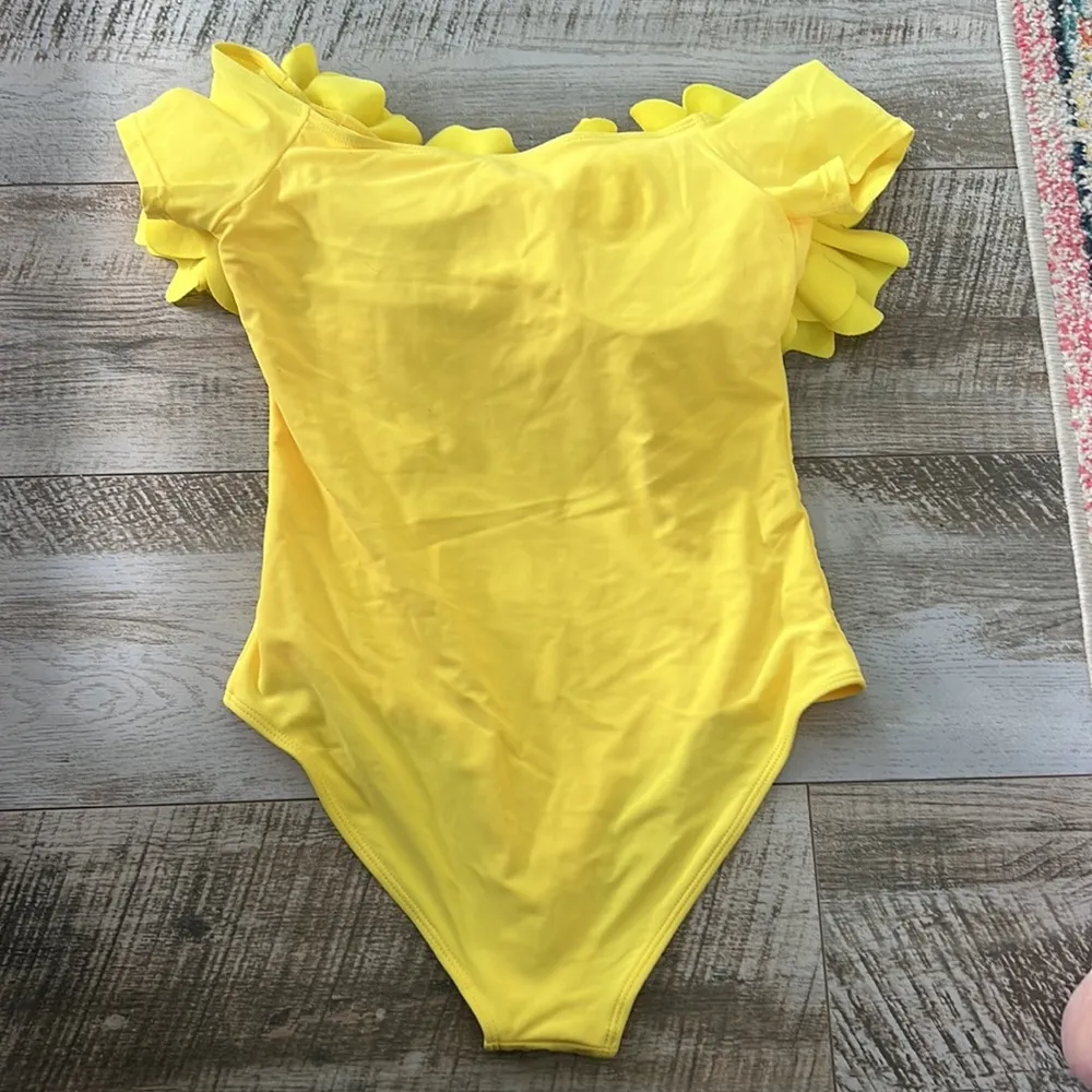 Vibrant Yellow Ruffled Swimsuit NWOT - Image 3