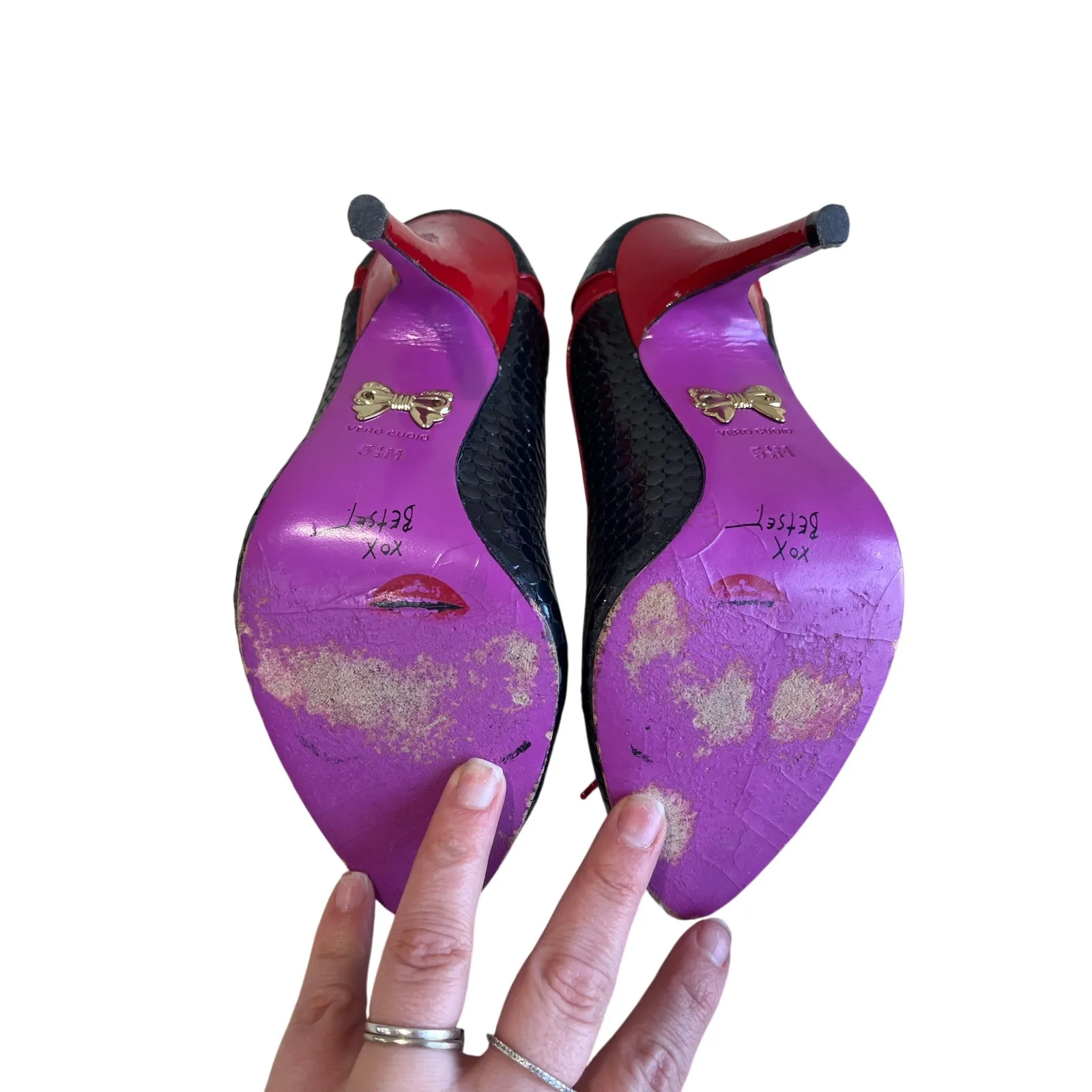 Vintage Betsey Johnson Navy Blue Red Bow Snakeskin Stiletto Y2K Heels Size 5.5 - Image 4