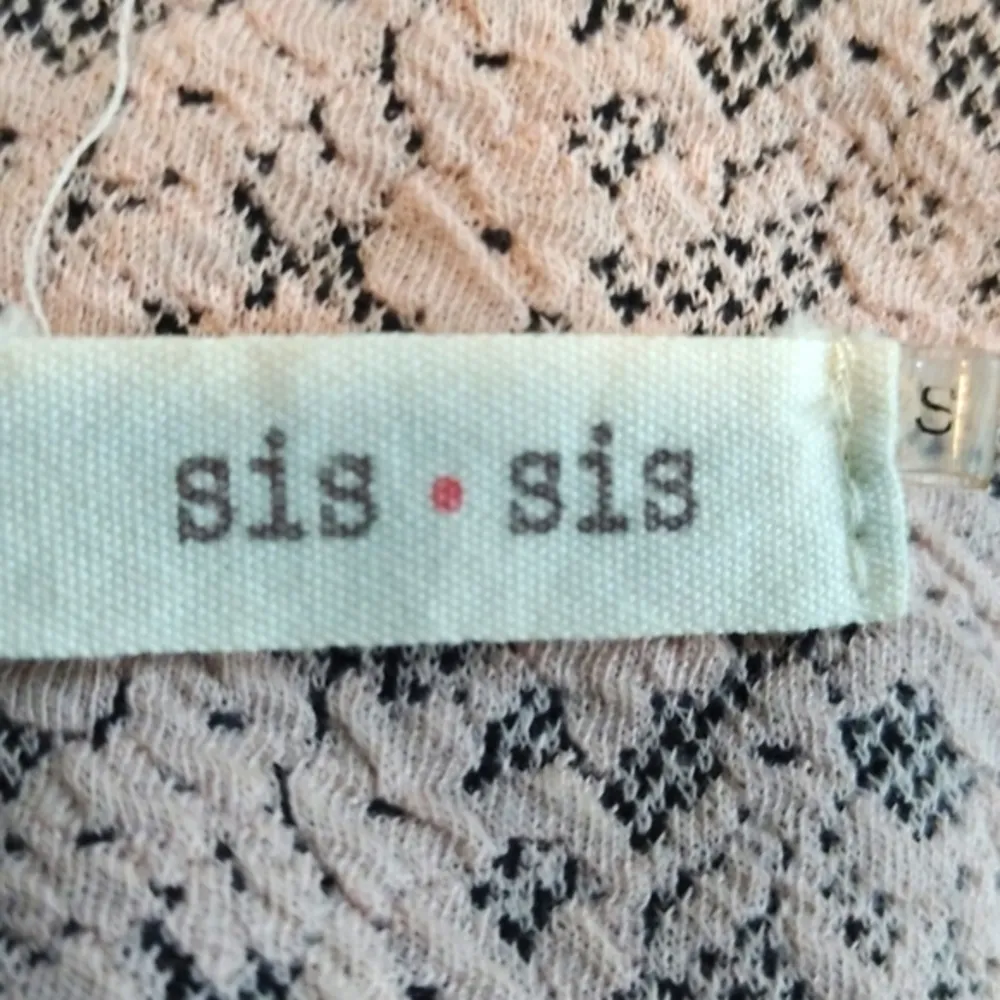 Sis-Sis Pink Lace A-Line Dress Nicole LLR Style Size Small EUC #3547 - Image 7