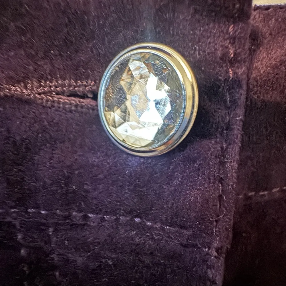 Chico's Velvet Pants Women's Size 2 Purple Straight Leg Jewel Button Front Party - Image 4