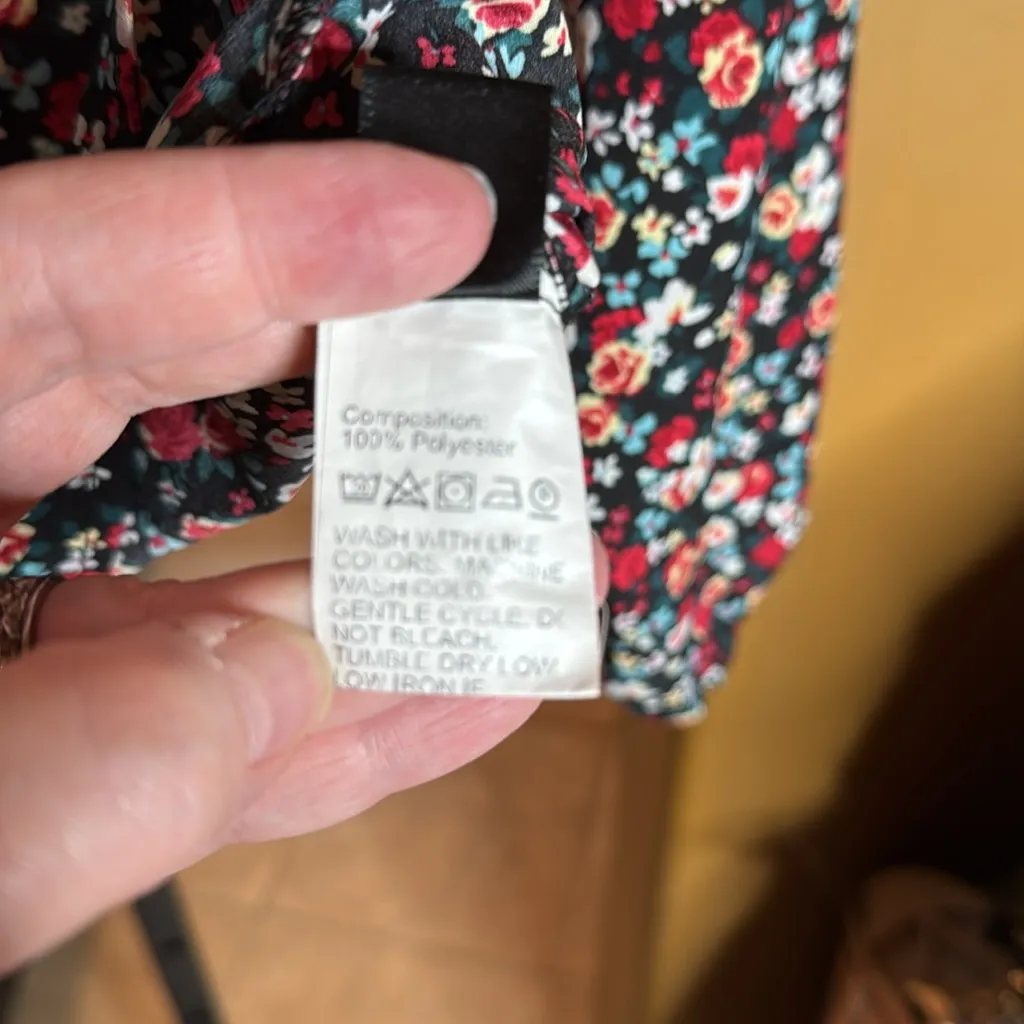 SHEIN Floral Print Lace Trim V-neck Blouse Black Red Blue Green Size Small - Image 11