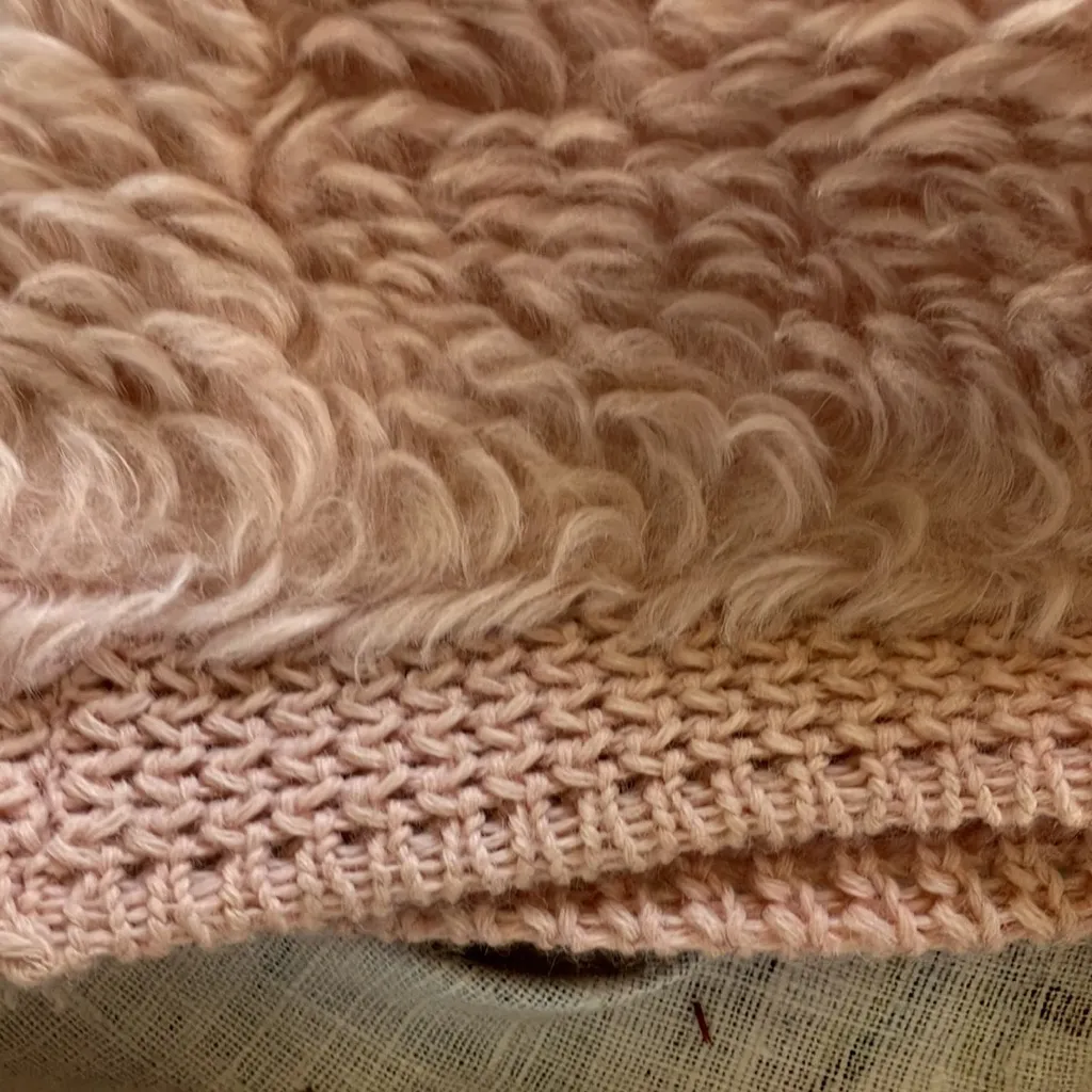 FINAL MARKDOWN Fun ladies hat - Image 2