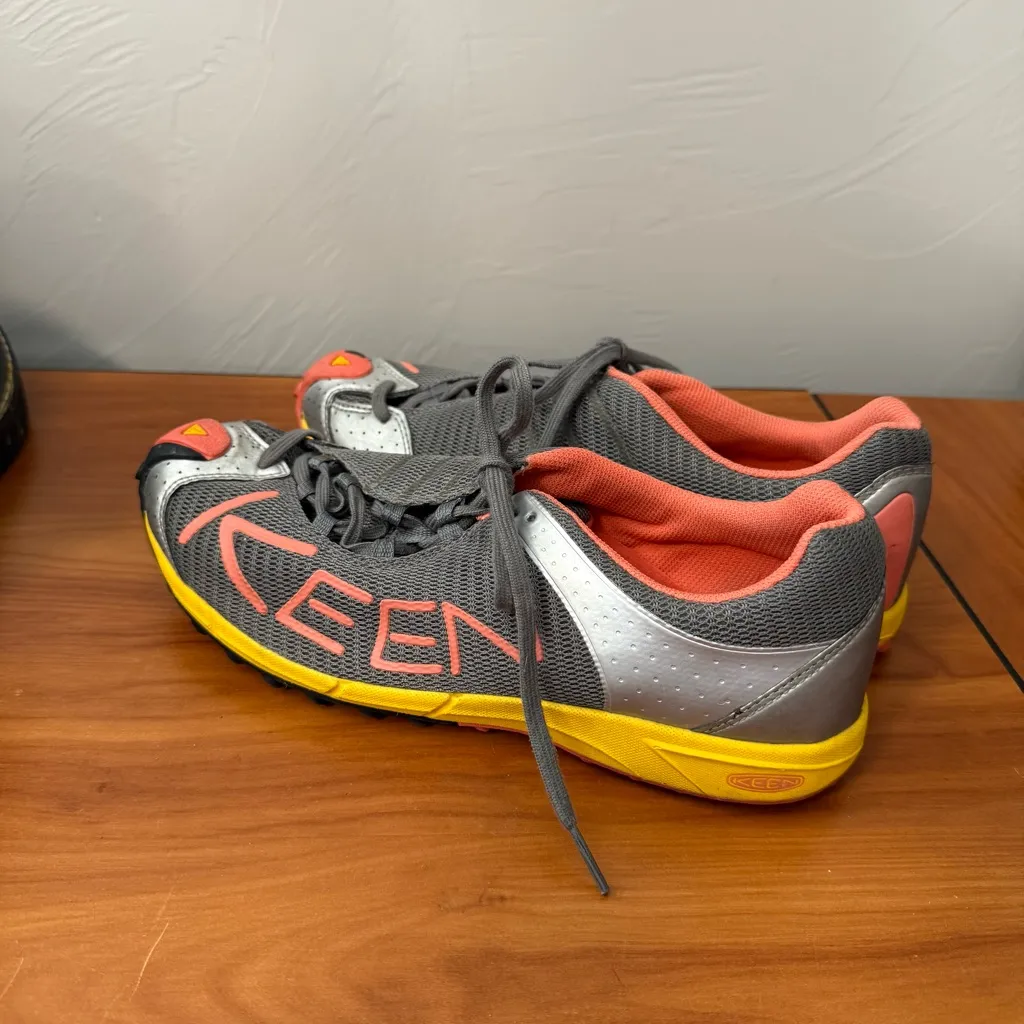 Keen A86‎ TR 52014-GYLC Grey & Orange Lace Up Sneaker Athletic Hiking W10 - Image 3