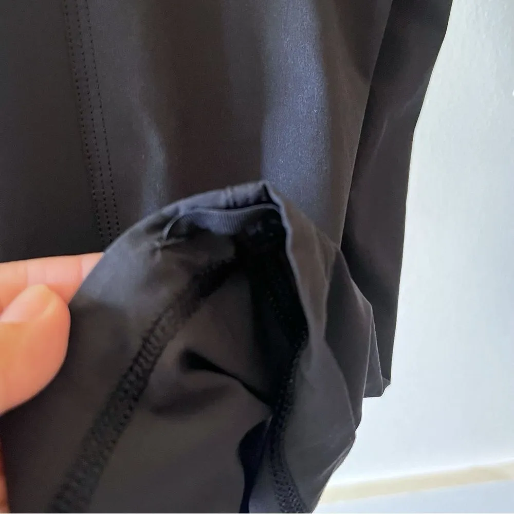 Lululemon Step Lively Crop Women's Black Midrise Lightweight  Pants SZ 6 - Image 8