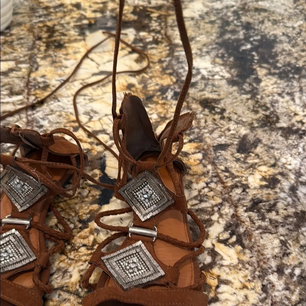 Qupid Brown Silver Sandals with Crisscross Design - Image 4