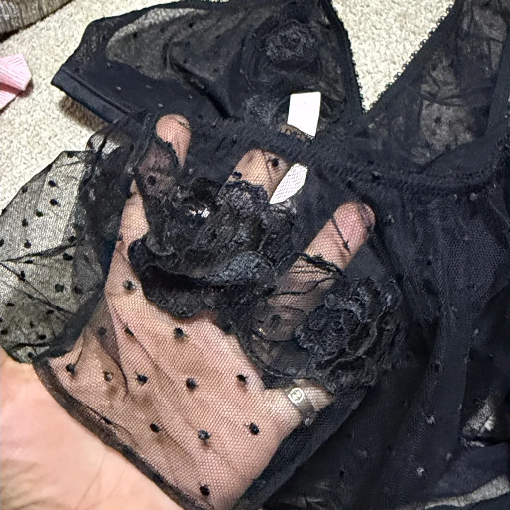 🔥VS Sheer Rose Dot Triangle Bralette & Flutter Panty Set  black - Image 9