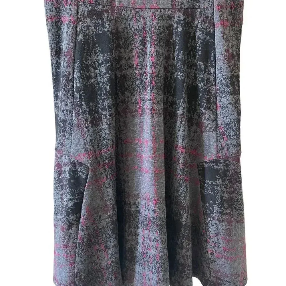 Betsey Johnson  Lined Print Ponte Fit & Flare Burgundy Gray Plaid SZ 10 - Image 7