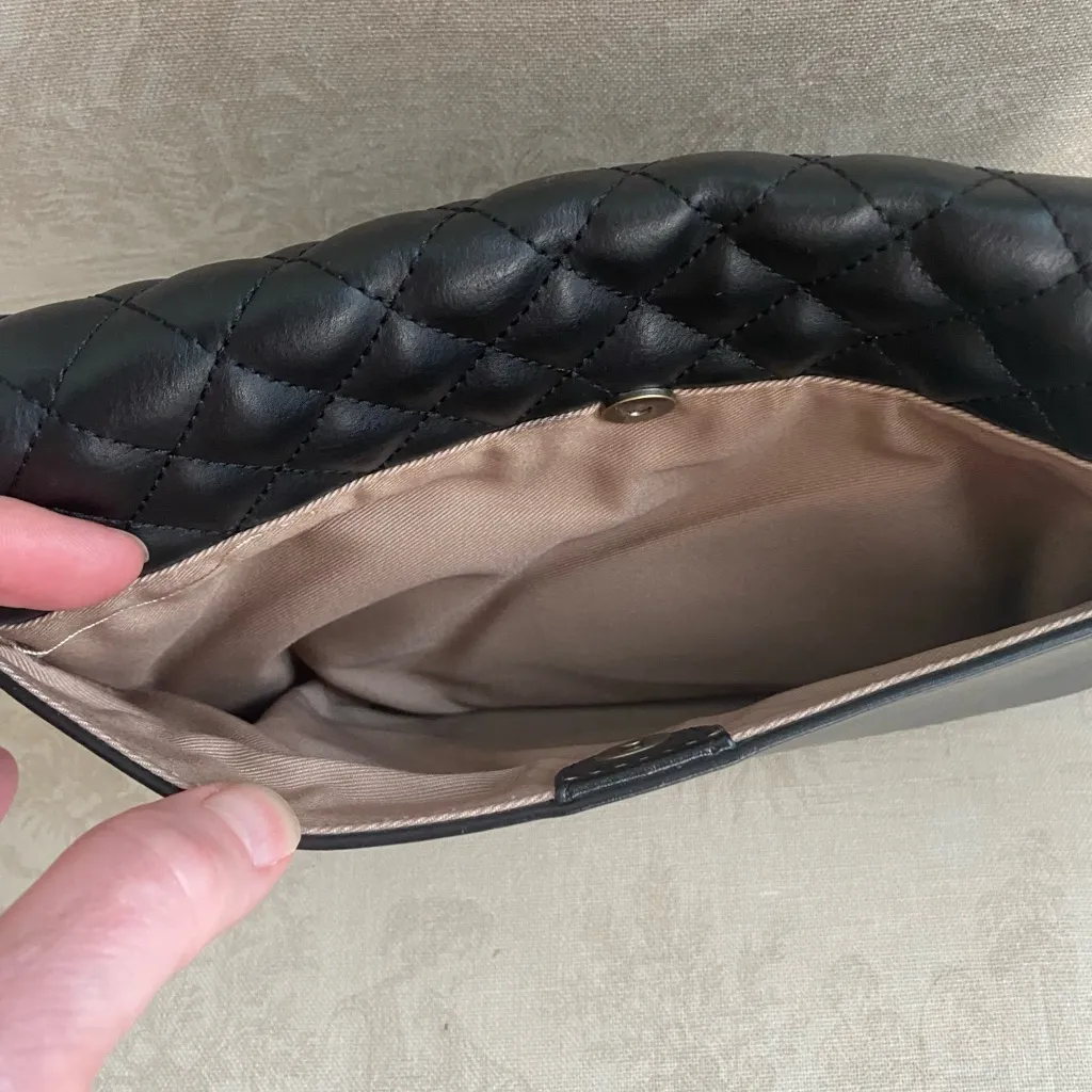 J.Crew Black clutch bag with chain link strap. - Image 6