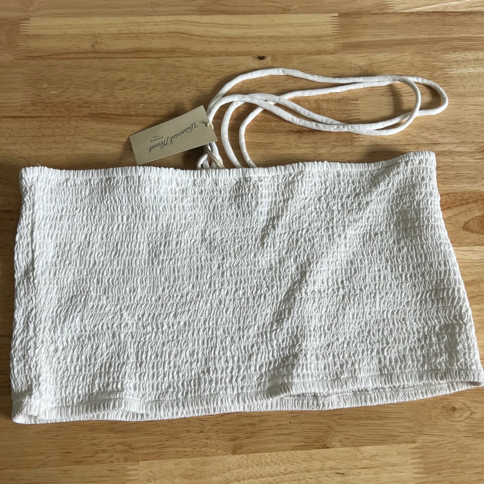 Universal Thread Women's White Smocked Tank Top - Size XL - NWT - Image 4