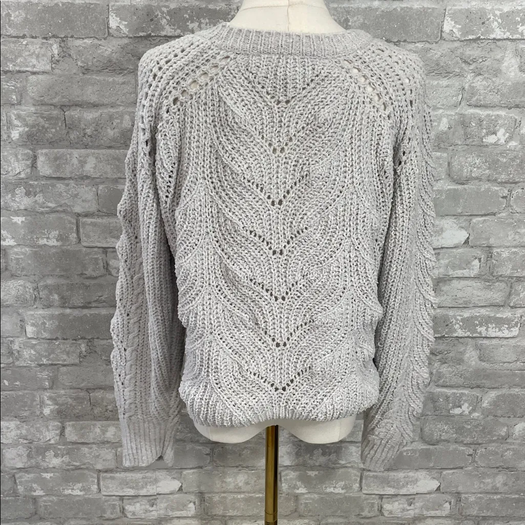 White House Black Market Light Gray Knit Sweater - Image 3
