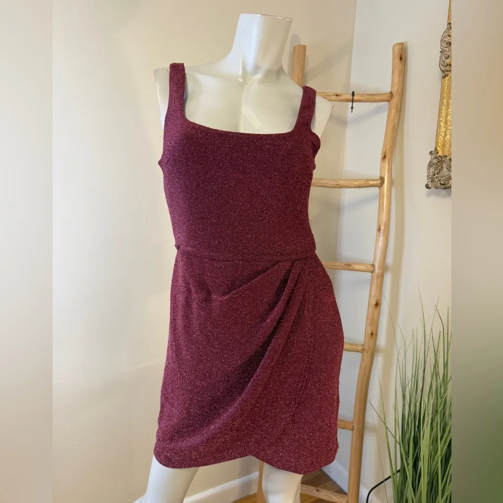 Mi Ami Francesca's Megan Glitter Tulip Mini Dress Burgundy Wine Merlot Medium Red - Image 4