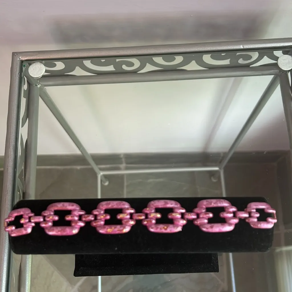 Purple marbleized painted metal link costume jewelry bracelet - Image 5