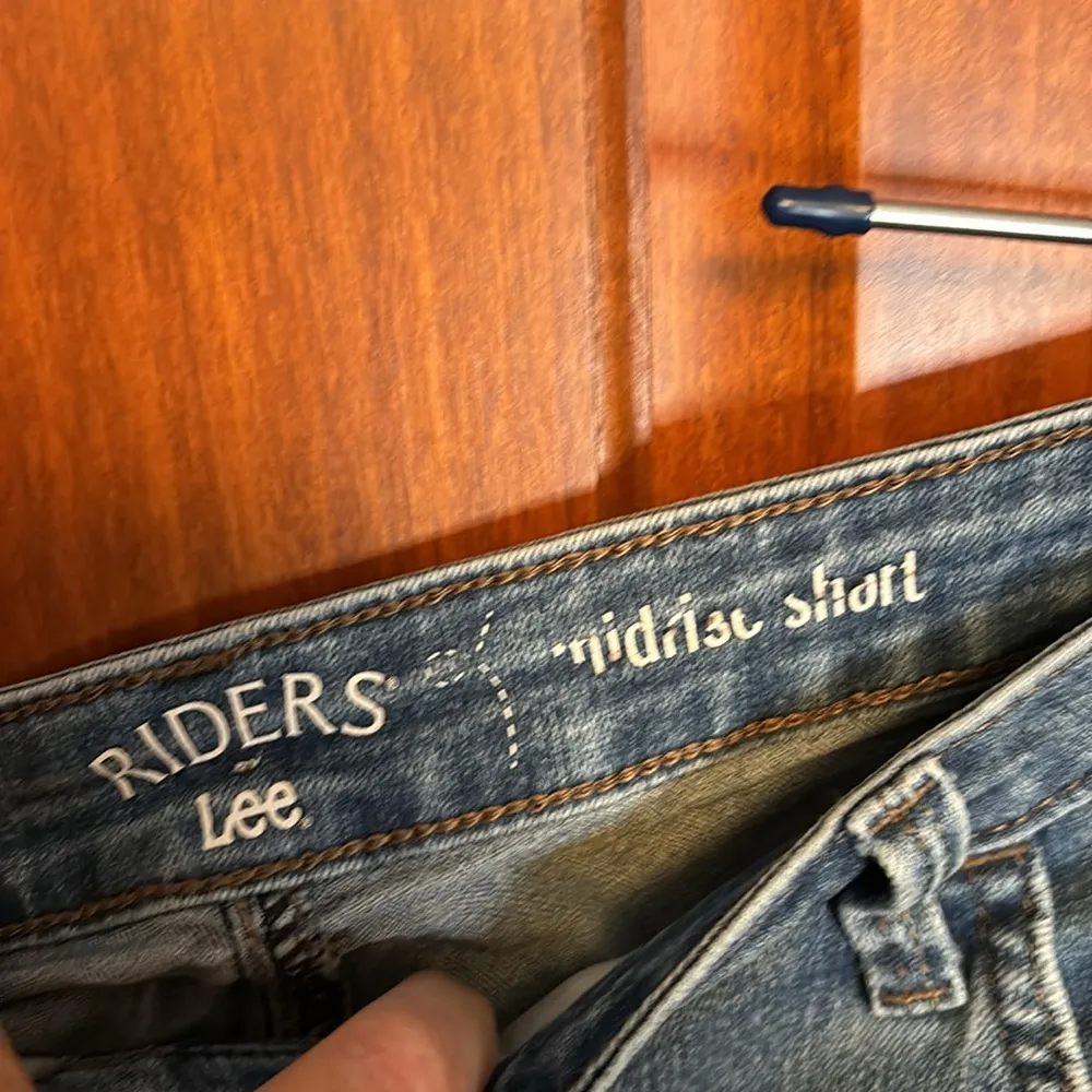 Riders by Lee mid rise jeans shorts size 20 M - Image 3