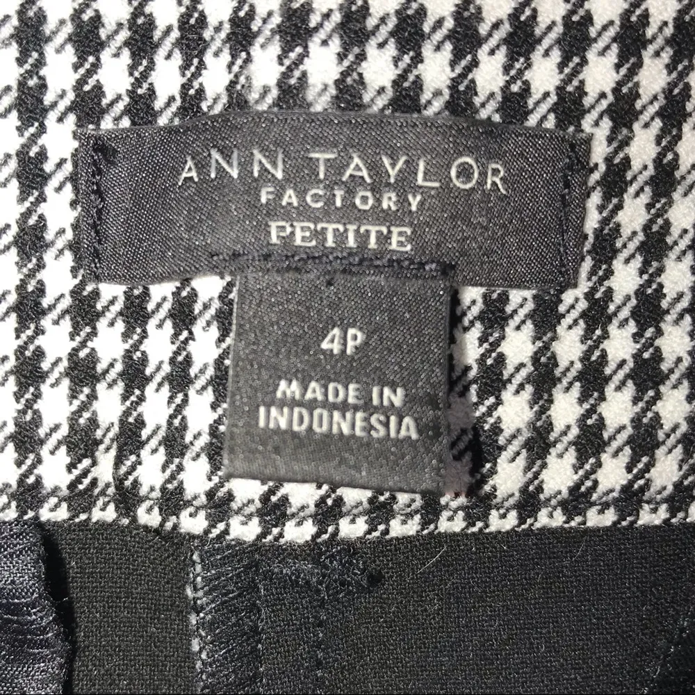 Ann Taylor Factory Black/White Gingham Checker Plaid Straight Leg Trouser Pants - Image 5