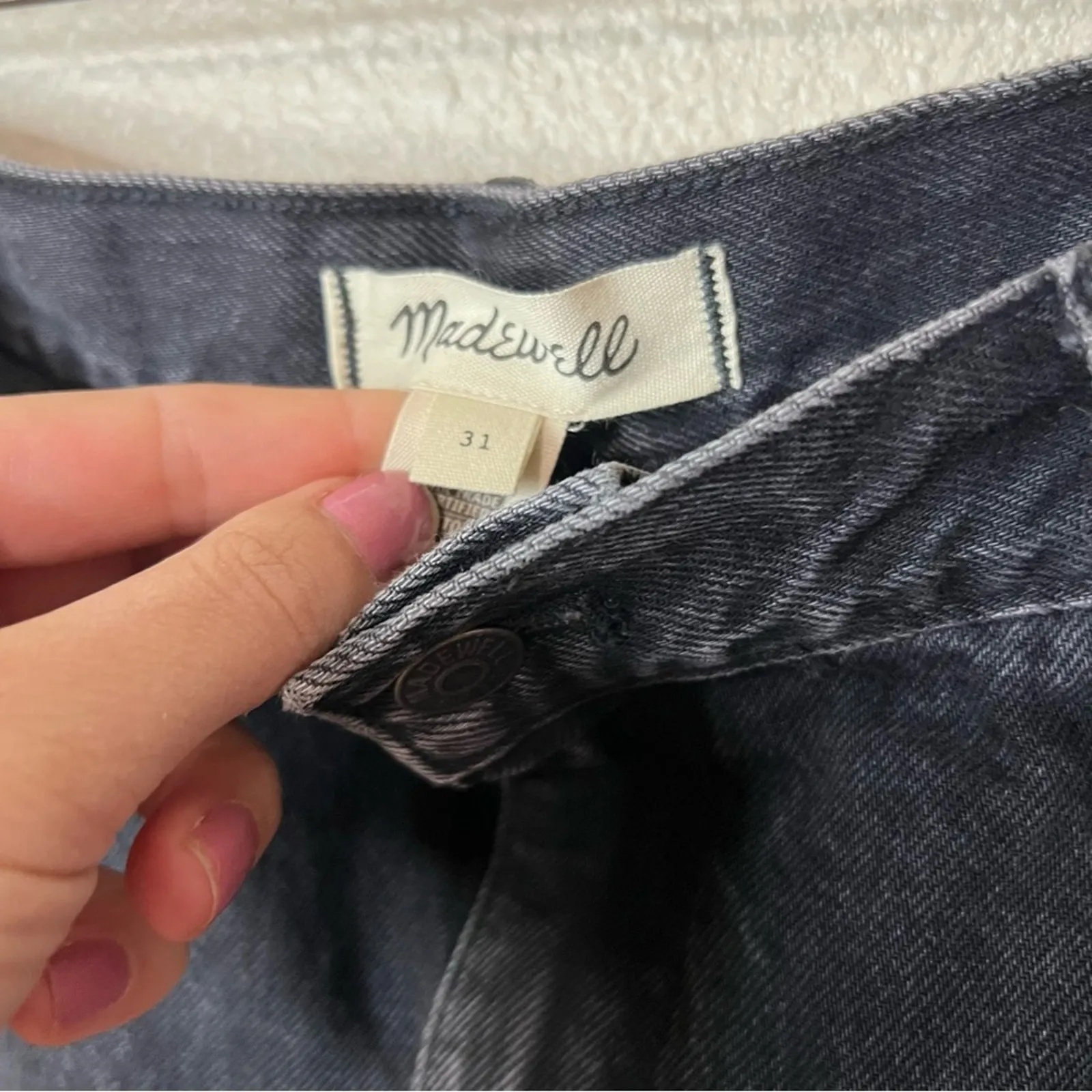 Madewell mid rise midi denim jean skirt with slit in lunar faded black 31 - Image 7