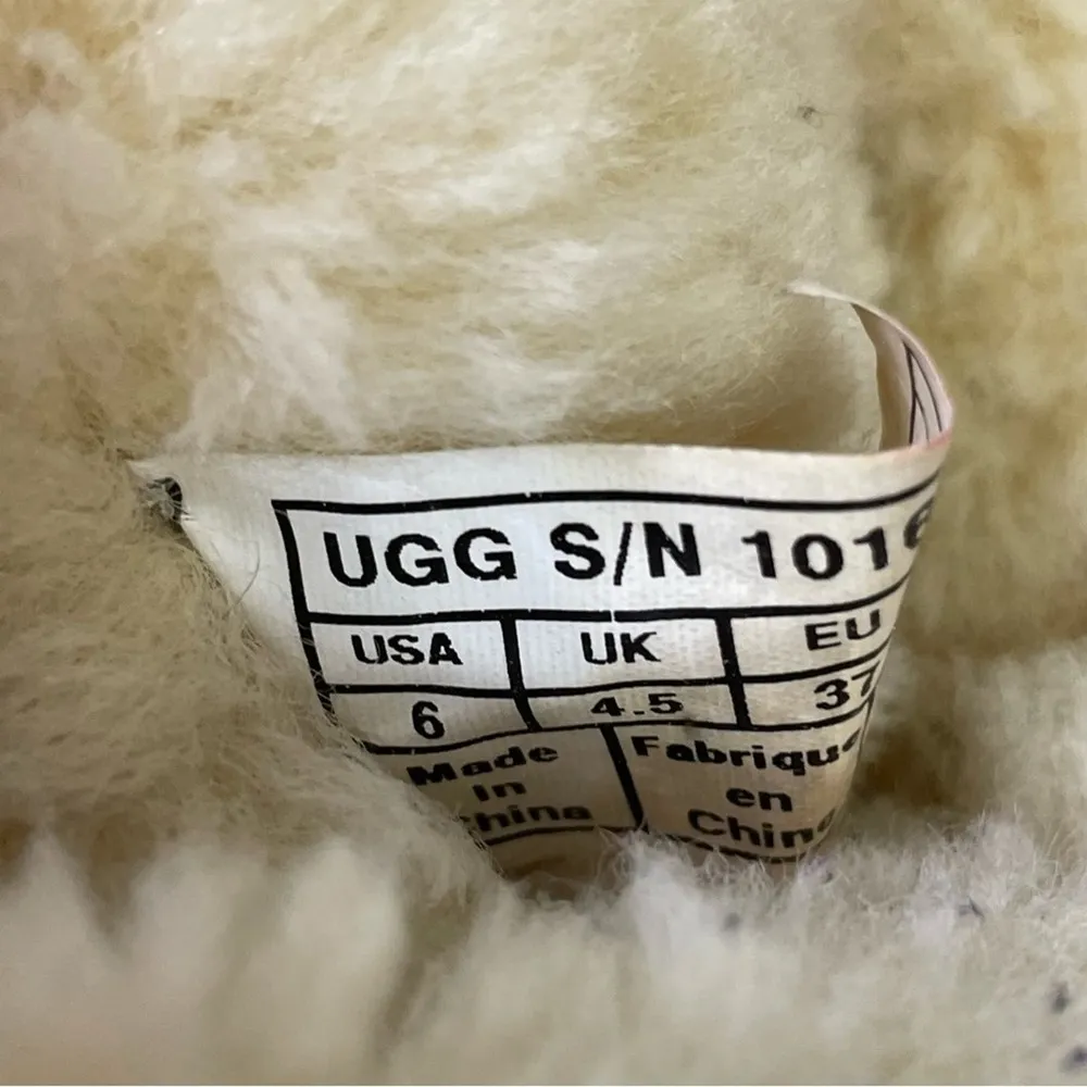 UGG Australia Short Boots Sz 6 Sheepskin Fold Over Boot Tan Cream Winter - Image 4